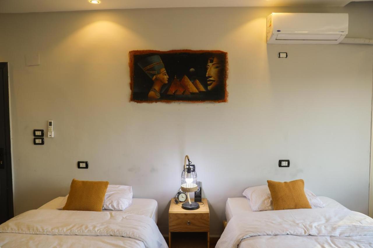 King Tout Hotel Pyramids View 开罗 外观 照片