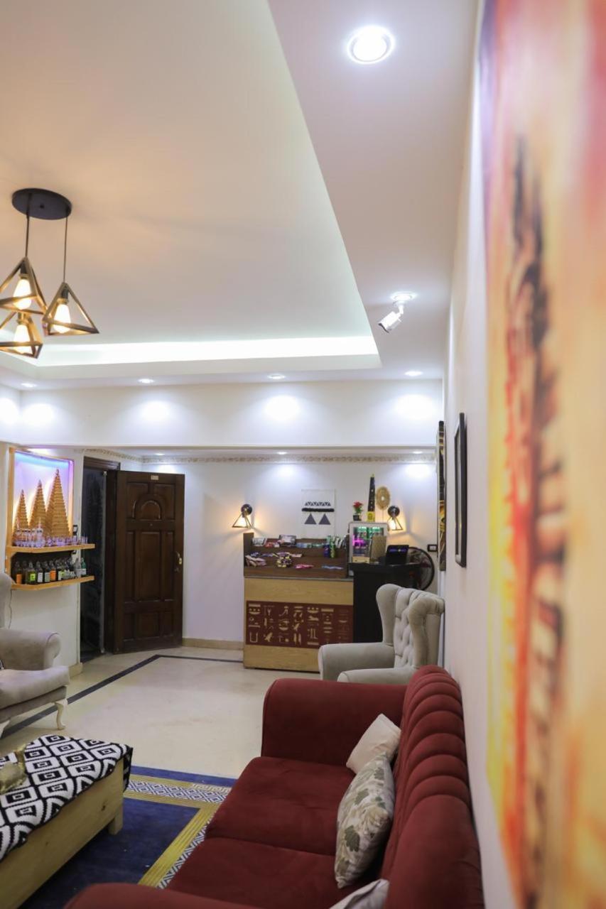 King Tout Hotel Pyramids View 开罗 外观 照片